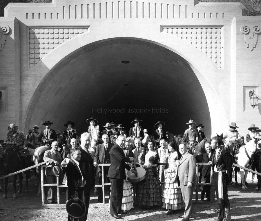 Sepulveda Tunnel 1930 2.jpg